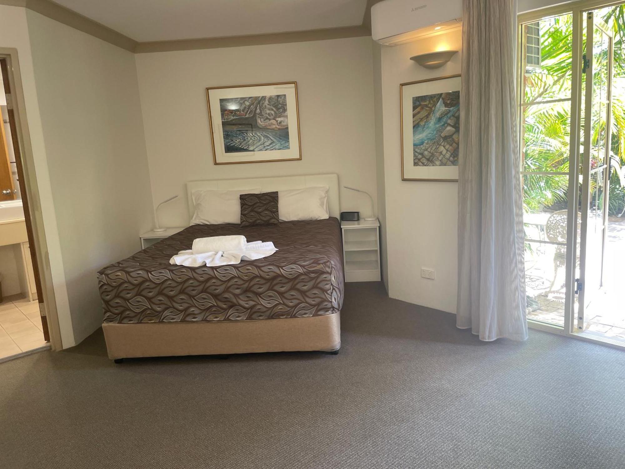 Oasis Inn Ulladulla - Welcoming Guests 18 Years And Older Exteriér fotografie